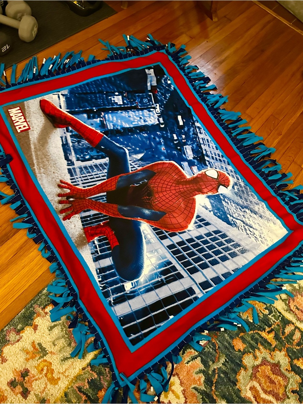 Marvel Red & Blue Spider-Man Fleece Tie-Blanket